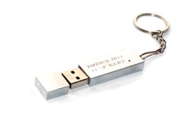 гравировка флешек